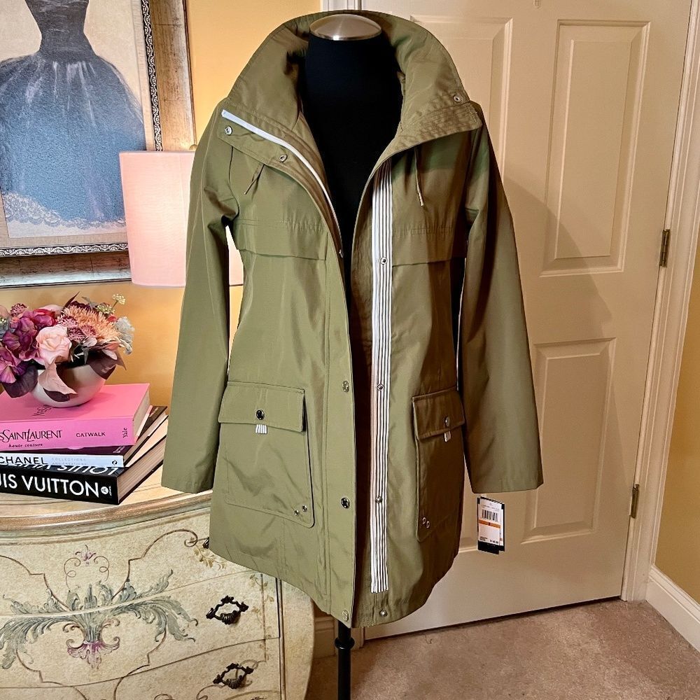 $140 NWT Women's Jones New York JNY Lightweight Rain Jacket Coat Green SMALL